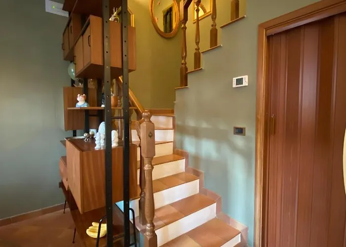 La Finestra Sul Campanile بيت للعطل كوماكيو